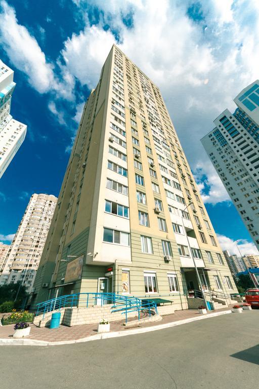 Apartment On Urlovskaya 23A Kiev Exteriör bild